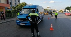 Trafikte toplu ulaşım araçlarında polis denetimi