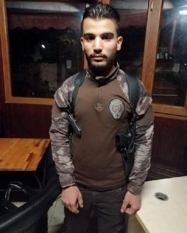 Ümraniye'de Suriyeli bir kişi özel harekat polisi üniformasıyla yakalandı - Haberler