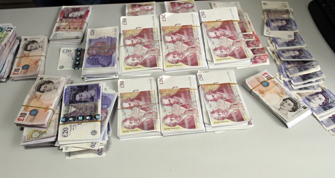 Yol kontrolü yapan polisler buldu...Değeri 3,5 milyon TL